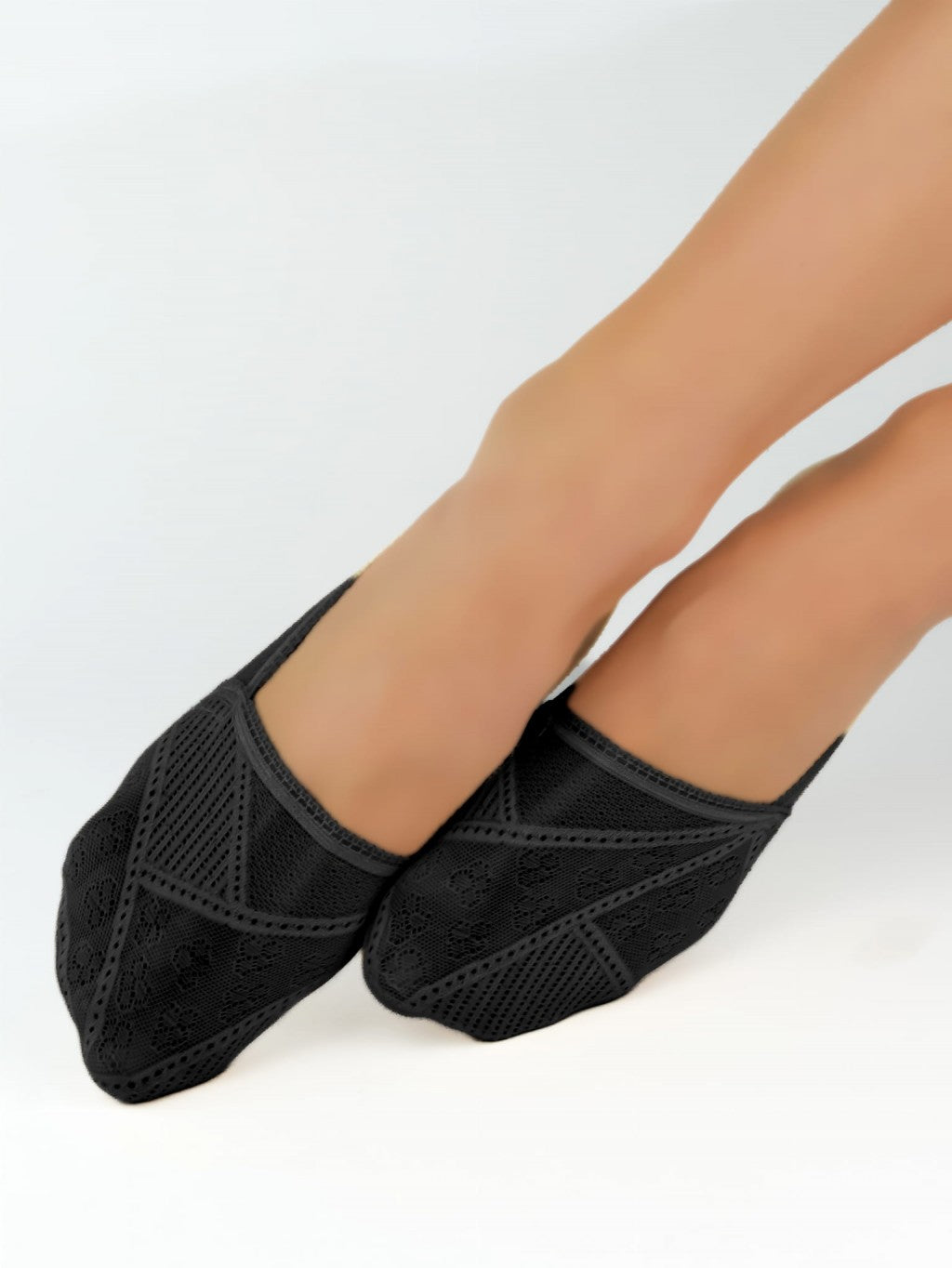 NOVITI Lace Footsies – Elegant, Breathable & Anti-Slip Socks SN032