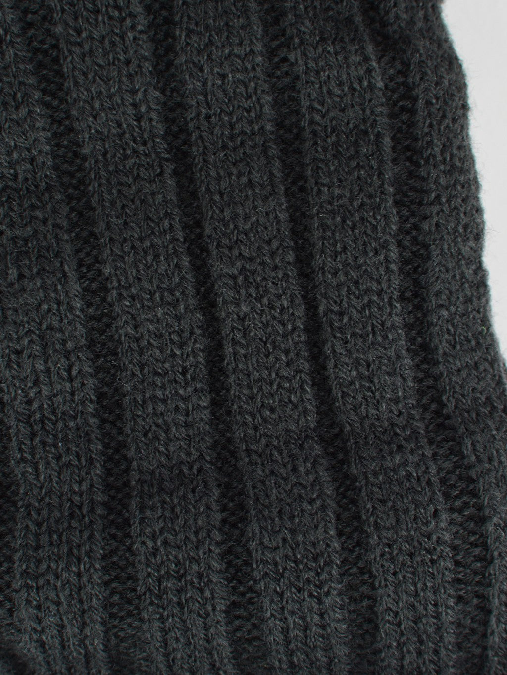 Noviti Ribbed Women’s Leg Warmers – Warm & Comfortable