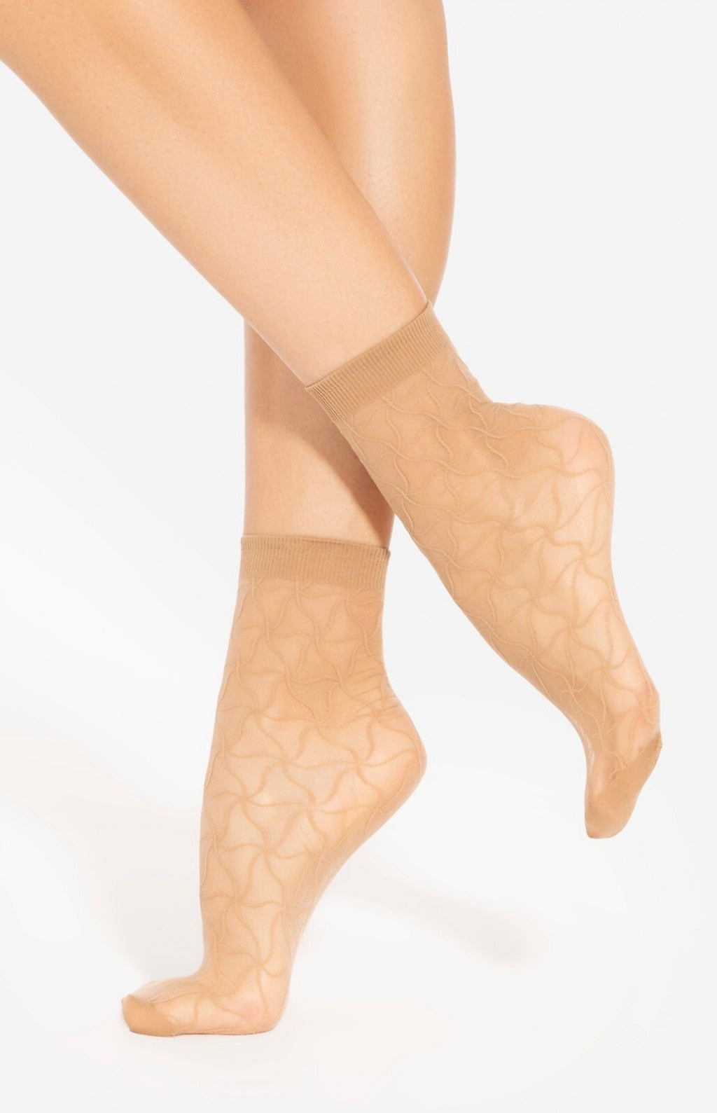 Gatta Trendy No.29 20 Den – Patterned Sheer Ankle Socks