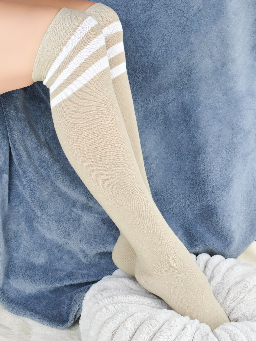 Noviti SB147 – Cotton Over‑the‑Knee Socks with Triple Stripe